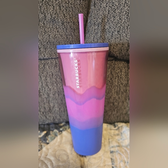 Starbucks tumbler - Picture 1 of 1